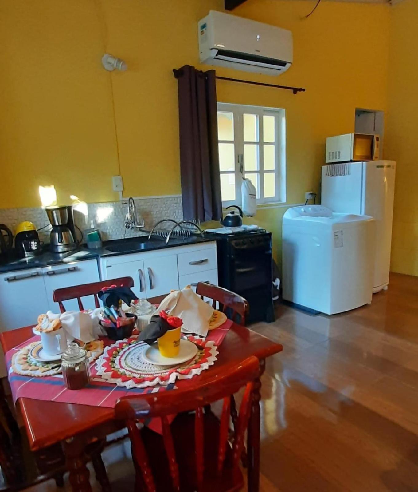 Villacasamarela Mini Casinhas De Hospedes Rio Vermelho Florianopolis Bagian luar foto